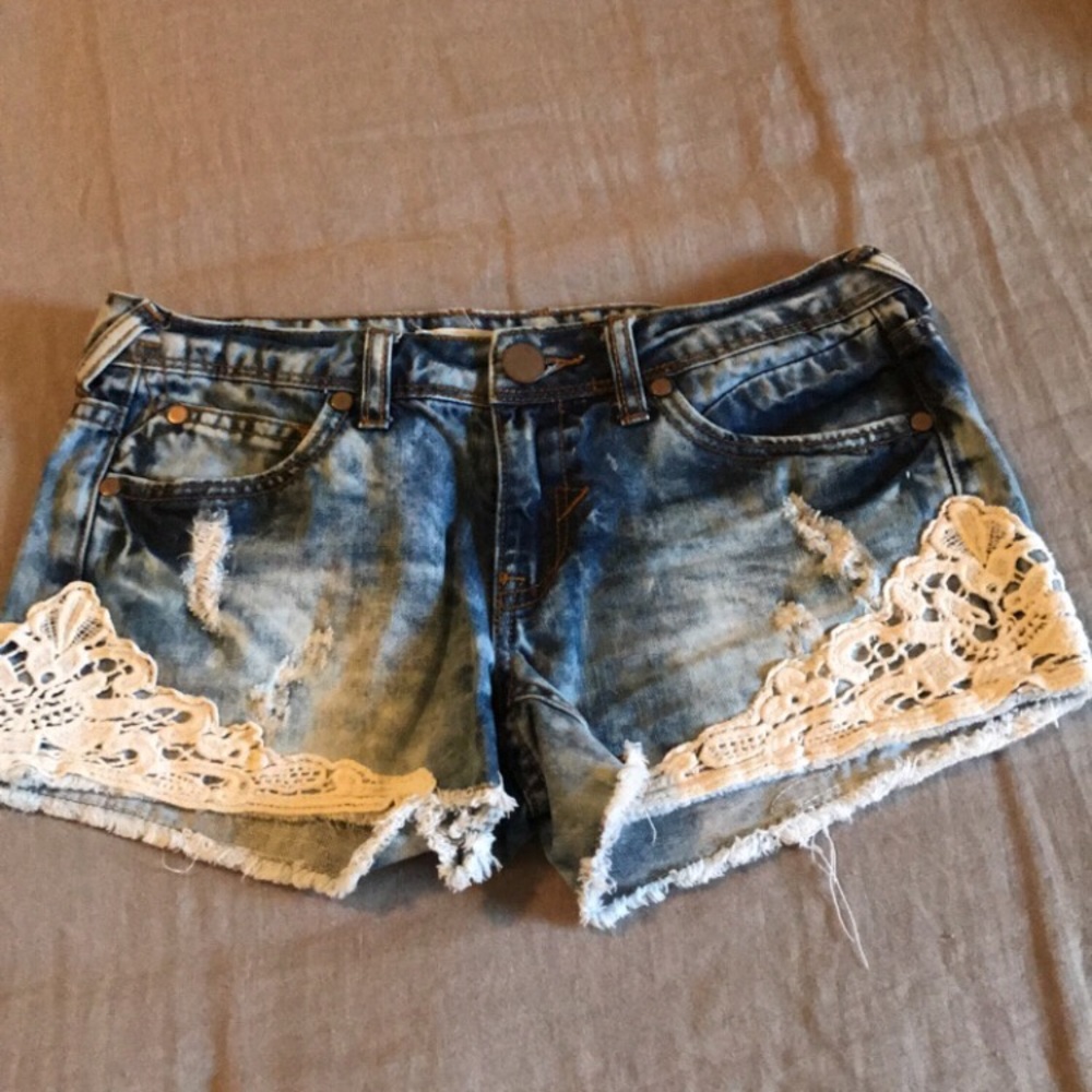Chelsea and violet denim shorts
